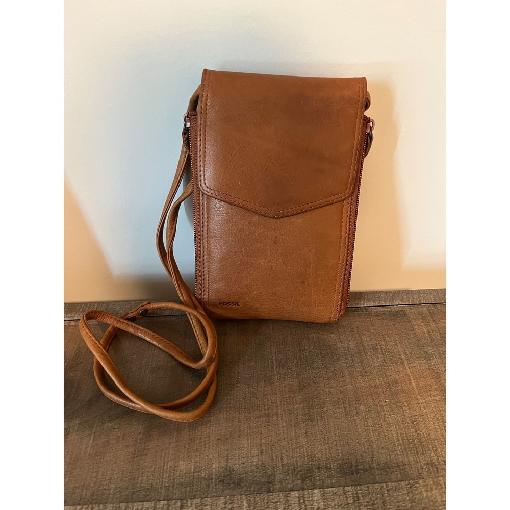 Fossil Vintage Cognac Brown Leather Crossbody Wallet Phone Bag Organizer Purse